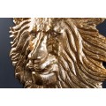 Dizajnová art deco nástenná dekorácia Lion z kovu v podobe leva v zlatej farbe s glamour nádychom 58 cm