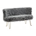 Art deco dvojmiestna sedačka Menia so sivou kožu&scaron;inou s kovov&yacute;mi zlat&yacute;mi nožičkami 134 cm