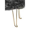 Art deco okr&uacute;hle siv&eacute; kreslo Menia s kožu&scaron;inou s kovov&yacute;mi zlat&yacute;mi nožičkami 80 cm
