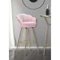 Art deco ružová barová stolička Florencia s čalúneným sedadlom a mušľovým operadlom so zlatými kovovými nožičkami 110 cm