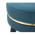 Art deco barová stolička Laurentia s modrým zamatovým sedadlom so zlatým detailom a čiernymi kovovými nožičkami 74 cm