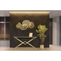 Dizajnový art deco konzolový stolík Triangolo Oro s obdĺžnikovou doskou z čierneho skla a geometrickou zlatou podstavou 130 cm