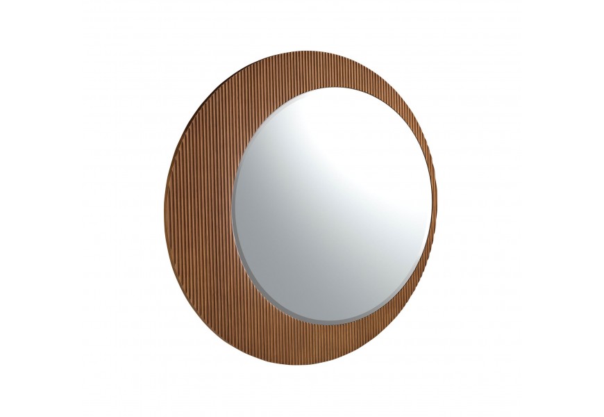 Moderné art deco zrkadlo Esté s asymetricky umiestnenou okrúhlou zrkadlovou plochou a rámom z masívneho dreva v orechovej hnedej farbe so zvislým drážkovaným dizajnom