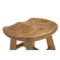 Vidiecka masívna taburetka Lina v hnedej farbe so štyrmi nožičkami z teakového dreva so štruktúrou letokruhov 42 cm