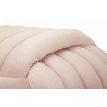 Moderná obdĺžniková zamatová dvojmiestna čalúnená ružová taburetka Nodo v tvare pleteného klbka 90 cm