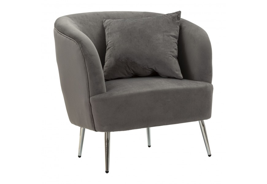 Dizajnové art deco sivé čalúnené kreslo Cally s vankúšom s poťahom zo zamatu so zaoblenou opierkou na štyroch zošikmených nožičkách z kovu v lesklom chrómovom prevedení