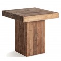 Luxusný vidiecky príručný stolík Lilia s rustikálnym nádychom v štvorcovom tvare z masívneho dreva v hnedej farbe s prírodným vzhľadom a mohutnou kvádrovou nohou