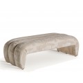 Luxusná dizajnová béžová lavica Fadda s poťahom s textilu s vypletanými vzormi s dvomi štruktúrami obdĺžnikového tvaru so zaoblenými hranami s dvomi nohami s lineárnym prešívaním
