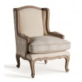 Luxusné kreslo Norod v provensalskom štýle s vidieckym a vintage nádychom s masívnym rámom v hnedej farbe z mangového dreva s prešívaním s béžovo krémovým poťahom s ikatovým vzorom s čalúnením