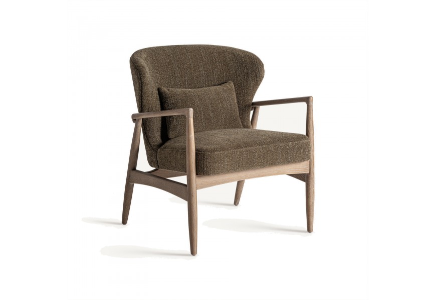 Luxusné retro kreslo Ulinop v kaki zelenej farbe s nožičkami a opierkou z masívneho jaseňového dreva v hnedej farbe s opierkou s ušiakovým nádychom