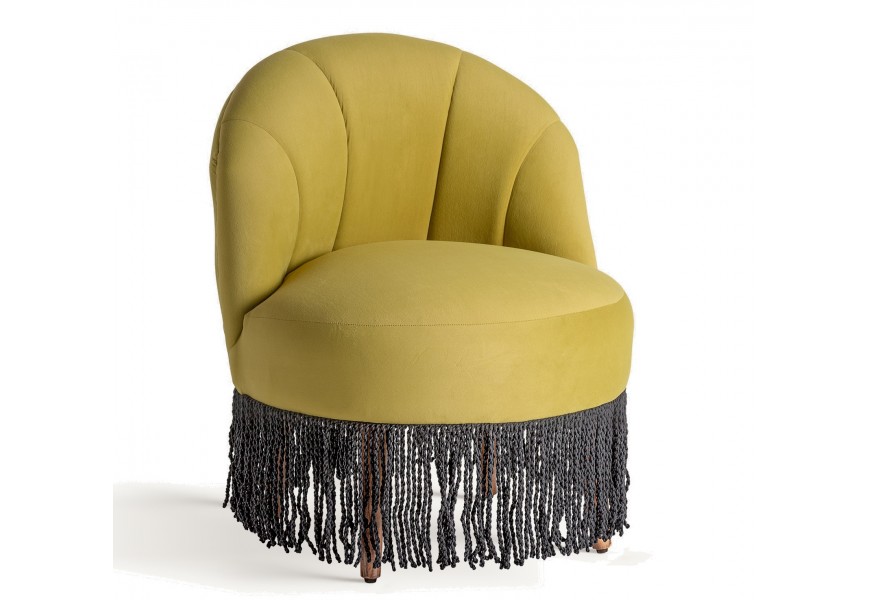 Luxusné glamour okrúhle pistáciové zelené prešívané čalúnené kreslo Zimis so zamatovým poťahom a tmavo sivými strapcami 80 cm