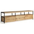Luxusný industriálny televízny stolík Malisa v obdĺžnikovom tvare z masívneho mangového dreva v hnedej farbe s dvomi zásuvkami dvomi dvierkami a tromi policami s konštrukciou z kovu v čiernej farbe