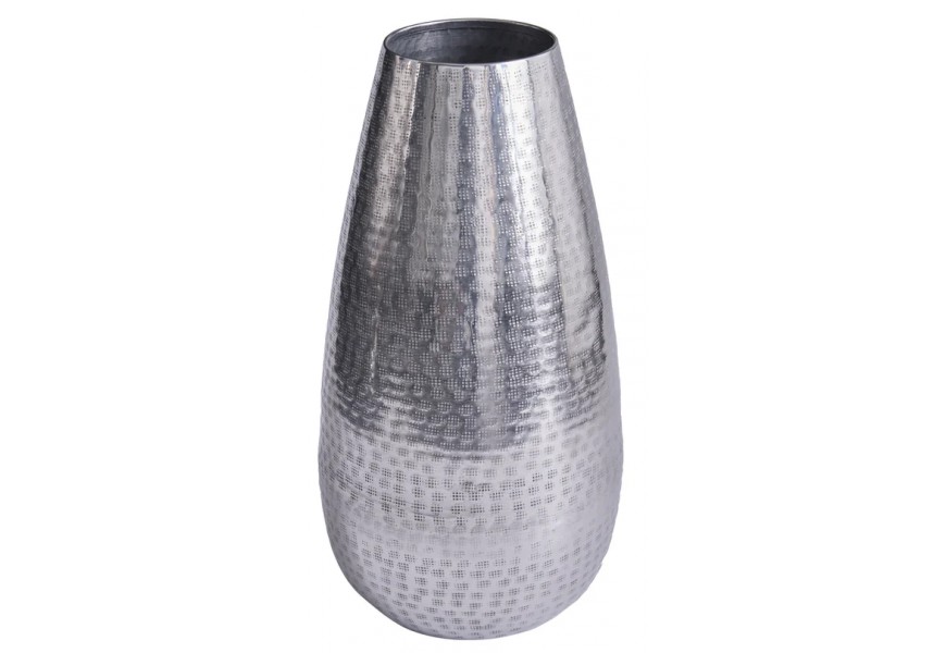 Orientálna váza Mara z kovu v striebornej farbe s vybíjaním a lesklým povrchom v oblom tvare s kruhovým otvorom