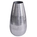 Orientálna váza Mara z kovu v striebornej farbe s vybíjaním a lesklým povrchom v oblom tvare s kruhovým otvorom
