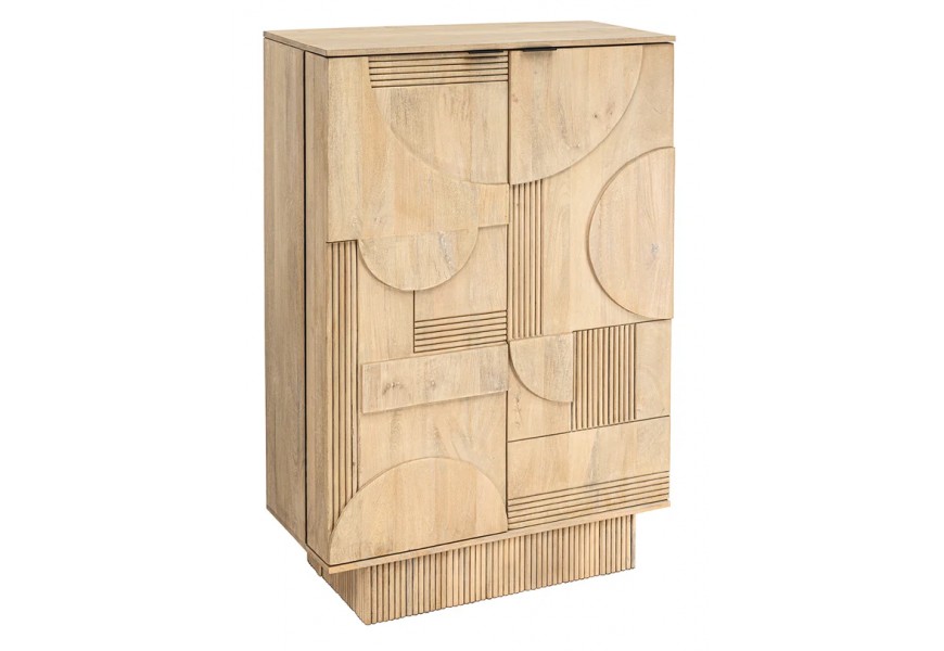 Luxusná art deco dvojdverová barová skriňa Sonia v obdĺžnikovom tvare z masívneho mangového v svetlej hnedej farbe s kovovými úchytkami