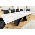 Luxusný rozkladací mramorový jedálenský stôl Hoal v bielej farbe so sivými žilkami a čiernymi kovovými nožičkami 260 cm
