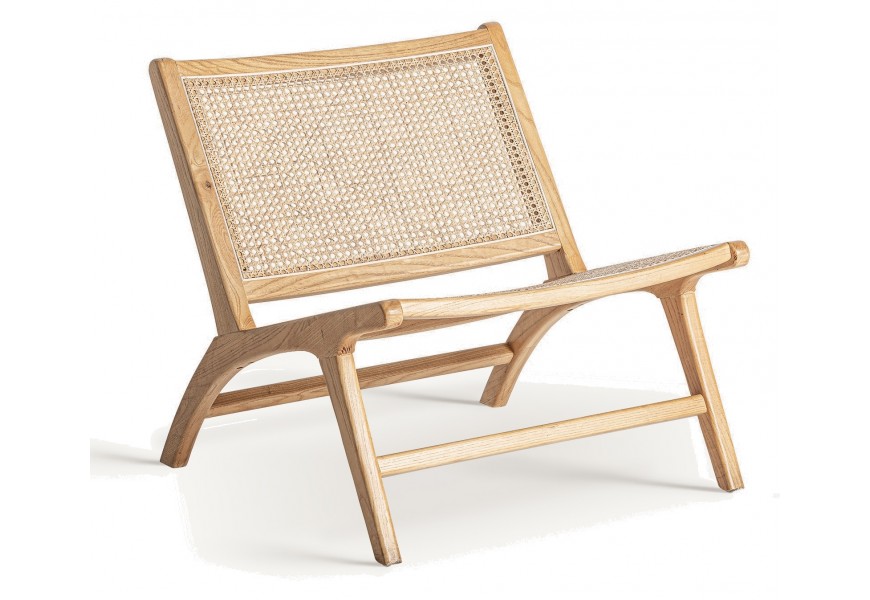 Koloniálne ratanové kreslo Baruch s dizajnom skladacej stoličky v naturálnej svetlej hnedej farbe masívneho dreva s výpletom na chrbtovej opierke a sedacej časti s viedenským vzorom