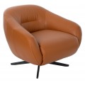 Luxusné kožené hnedé čalúnené kreslo Vita Naturale so zaoblenou zadnou časťou a nízkymi opierkami na ruky s otočnou podstavou z nehrdzavejúcej ocele v čiernej farbe so štyrmi ramenami