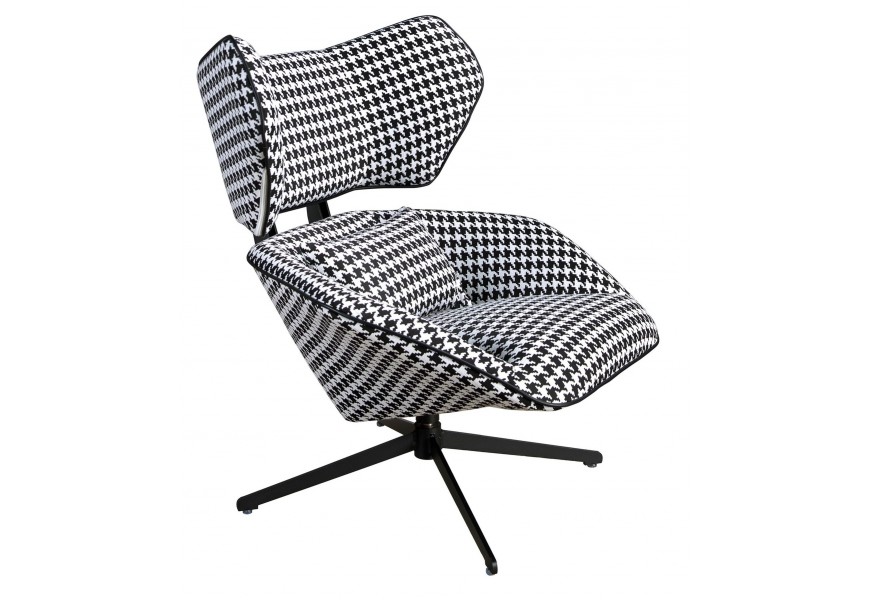 Luxusné moderné čalúnené čiernobiele kreslo Gallinetto s retro nádychom s textilným vzorovaným poťahom s dizajnom kohútej stopy a otočnou kovovou podstavou a opierkou na hlavu v štýle ušiaka