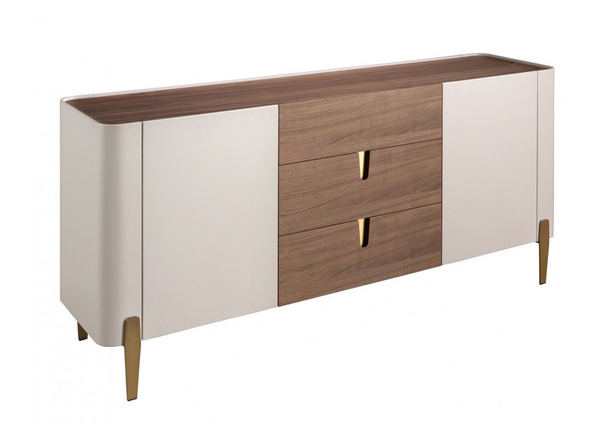 Luxusný glamour príborník Forma Moderna z orechového dreva v naturálne hnedej farbe s detailmi s béžovým lakovaním s nožičkami z nehrdzavejúcej ocele v zlatej farbe s dvomi dvierkami a tromi zásuvkami