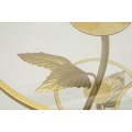 Dizajnový glamour okrúhly zlatý kovový príručný stolík Natura Elegante s florálnym motívom a sklenenými doskami 69 cm