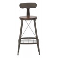 Štýlová industriálna barová stolička Glady s kovovou konštrukciou a okrúhlym sedadlom z tmavohnedého masívneho dreva 92 cm
