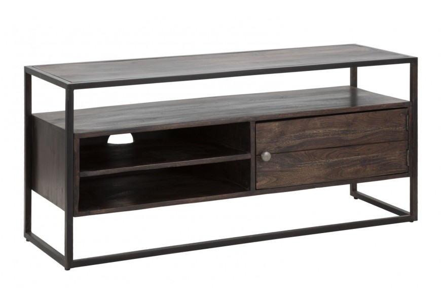 Moderný industriálny televízny stolík Melvin s jednodverovou skrinkou a dvomi menšími policami a jednou veľkou otvorenou policou s konštrukciou z kovu v čiernej farbe z masívneho akáciového dreva v tmavohnedom prevedení