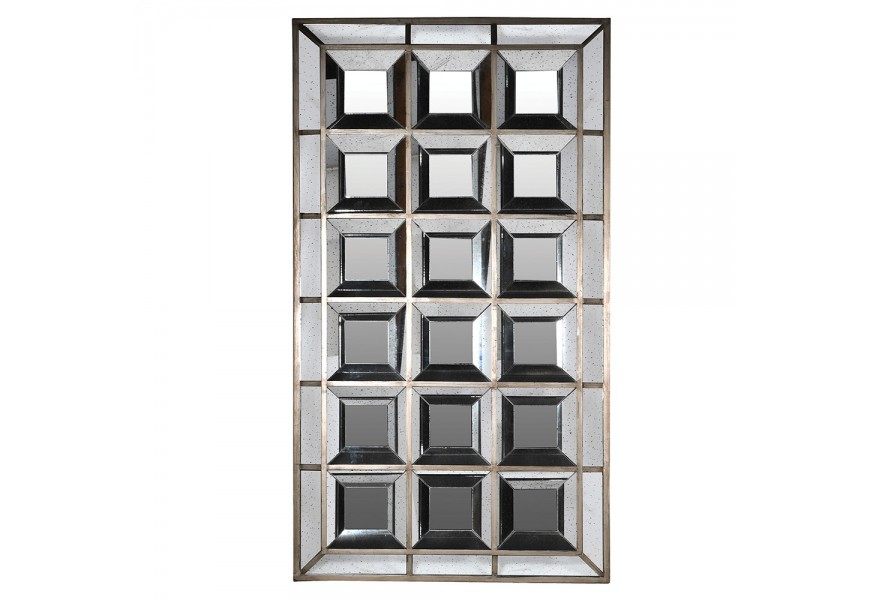 Luxusné vintage zrkadlo Orson obdĺžnikového tvaru s kazetovým dizajnom zloženým z osemnástich menších častí s rámom zo zrkadlového skla s dizajnovou patinou