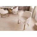 Štýlová art deco ženilková béžová jedálenská stolička Hejdy v oblom tvare s kovovou zlatou nohou 81 cm