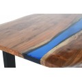 Moderný dizajnový obdĺžnikový jedálenský stôl Aquila s hnedou akáciou doskou s modrým akcentom a čiernymi nohami 160 cm