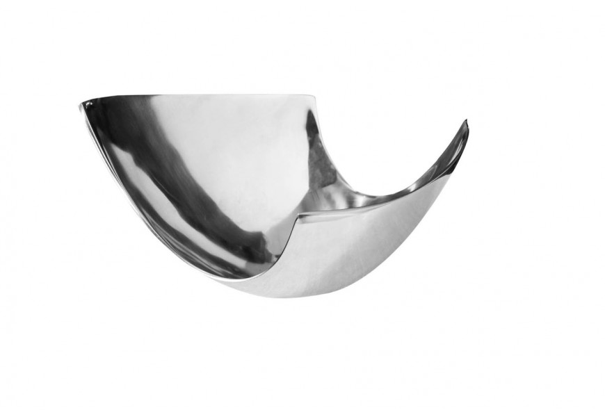 Dizajnová glamour misa Abstract  asymetrického tvaru so zaoblenou spodnou časťou a predĺženou prednou a zadnou stranou s lesklom chrómovom prevedení