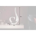 Dizajnová glamour kovová váza Vlna v striebornej farbe s asymetrickou zatočenou siluetou 48 cm