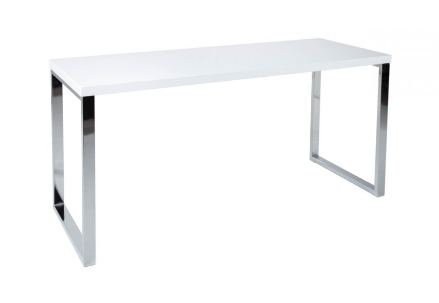 Moderný biely lesklý písací stôl White Desk s obdĺžnikovou doskou a hranatými striebornými chrómovými nohami z kovových hranolov