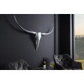 Glamour chrómová nástenná dekorácia Silver Bull v tvare býčej lebky s lesklým povrchom a zaoblenými rohmi 120 cm