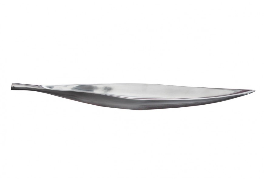 Moderná dekoračná misa Leaf z kovu v lesklej striebornej farbe s hladkým chrómovým povrchom v tvare podlhovastého listu s jemnou stonkou