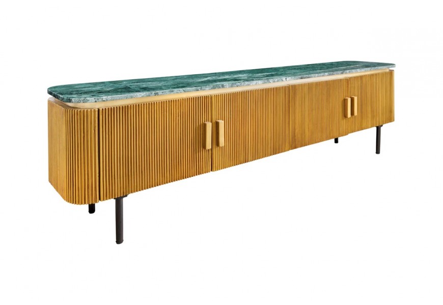 Glamour TV stolík Gatsby s bronzovým rebrovaným povrchom a zaoblenými rohmi s vrchnou zelenou mramorovou doskou Spider Green a čiernymi kovovými nožičkami