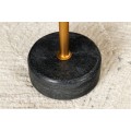 Art deco okrúhly príručný stolík Stone so zlatou kovovou doskou s vyvýšeným okrajom a čiernou mramorovou podstavou 56 cm