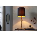 Dizajnová moderná stolná lampa Mervik s čiernym tienidlom a hnedou drevenou nohou so zlatými kovovými detailmi 74 cm