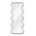 Moderné biele závesné zrkadlo Swan s obdĺžnikovým rámom so zaoblenými rohmi a zvlnenými bokmi s dvojvrstvovým dizajnom