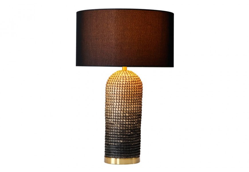 Glamour ručne vyrobená stolná lampa Draconia s valcovou nohou omotanou morskou trávou v hnedom a čiernom odtieni a hnedým ľanovým tienidlom so zlatým detailom