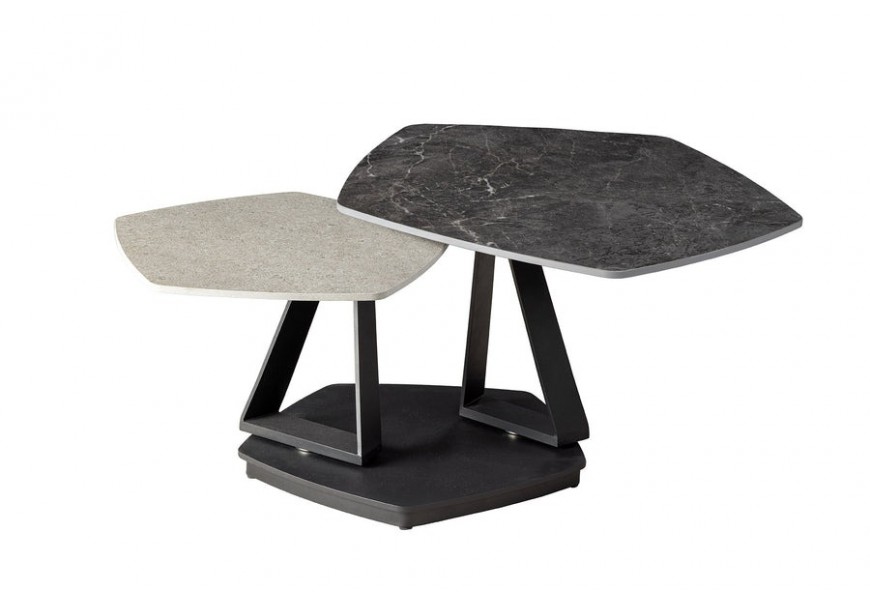 Dizajnový moderný konferenčný stolík Delin s dvomi otočnými päťuholníkovými doskami v tmavosivej a sivej farbe s mramorovým vzhľadom na čiernej kovovej podstave