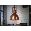 Industriálne závesné svietidlo z kovu v medenej farbe s reťazovým zavesením a polguľovým tienidlom