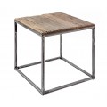 Štvorcový príručný stolík s kovovou konštrukciou a doskou z prírodného teakového dreva