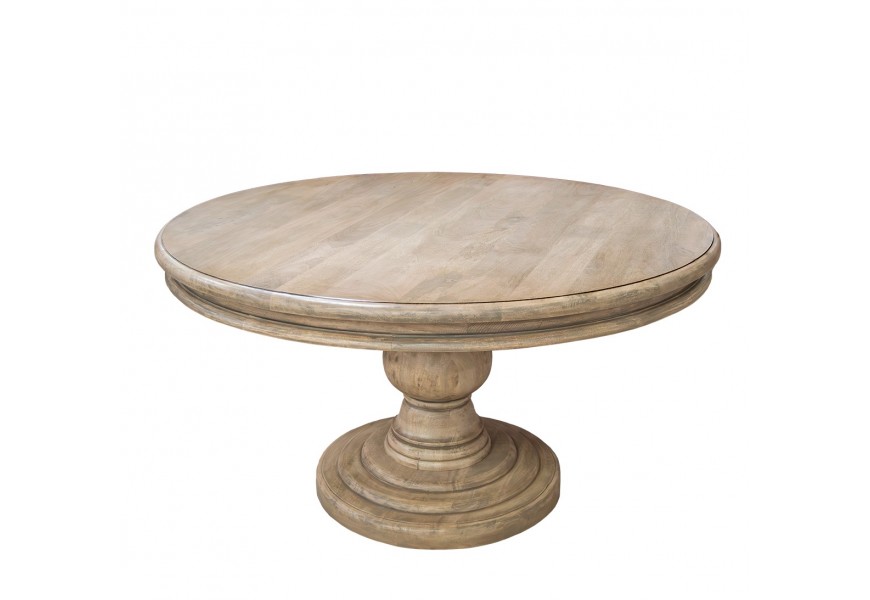 Luxusný vidiecky masívny jedálenský stôl Trinidad v svetlej hnedej farbe s vintage patinou s okrúhlou vrchnou doskou a jednou nohou s rozšírenou okrúhlou podstavou a kruhovým prvkom v strede s vyrezávanými lineárnymi detailmi