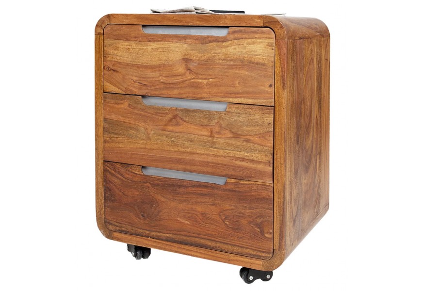 Rustikálny drevený kancelársky kontajner z masívneho akáciového dreva s oblými hranami a tromi zásuvkami na kolieskach