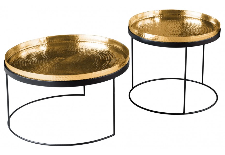 Glamour art deco okrúhle kovové konferenčné stolíky v čierno-zlatej farbe s kladivkovaným povrchom a tenkou čiernou konštrukciou