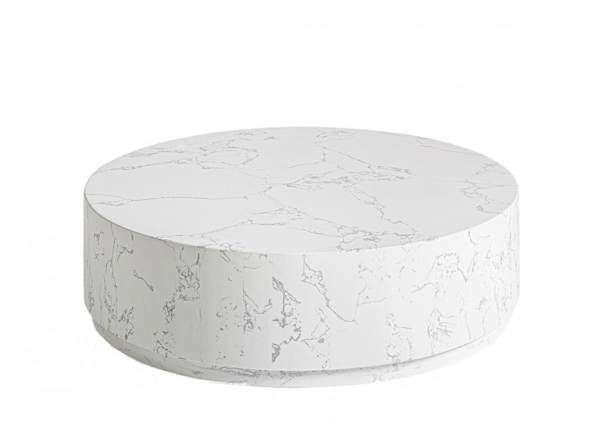 Luxusný moderný okrúhly konferenčný stolík Santi z bieleho mramoru s jemným sivým žilkovaním s nízkym valcovitým tvarom a podstavou