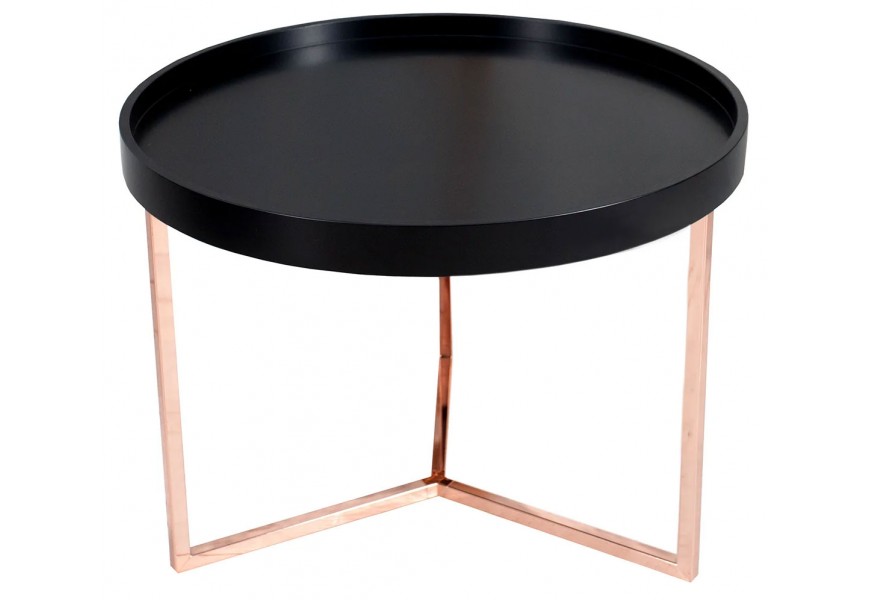 Moderný okrúhly príručný stolík s čiernou doskou a kovovou podstavou v medenom odtieni