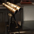 Koloniálna vintage dekorácia ďalekohľadu See na trojnožkovom bronzovom kovovom stojane 40 cm