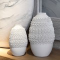 Etno porcelánová biela váza Liora s 3D detailmi v tvare očiek 34 cm